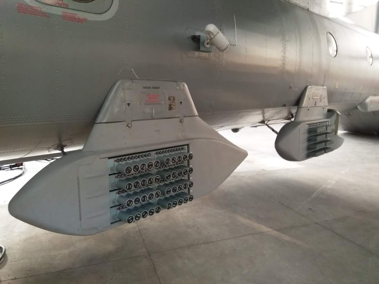1-bagatofunkcionalnii-pidvisnii-konteiner-adros-t-32s